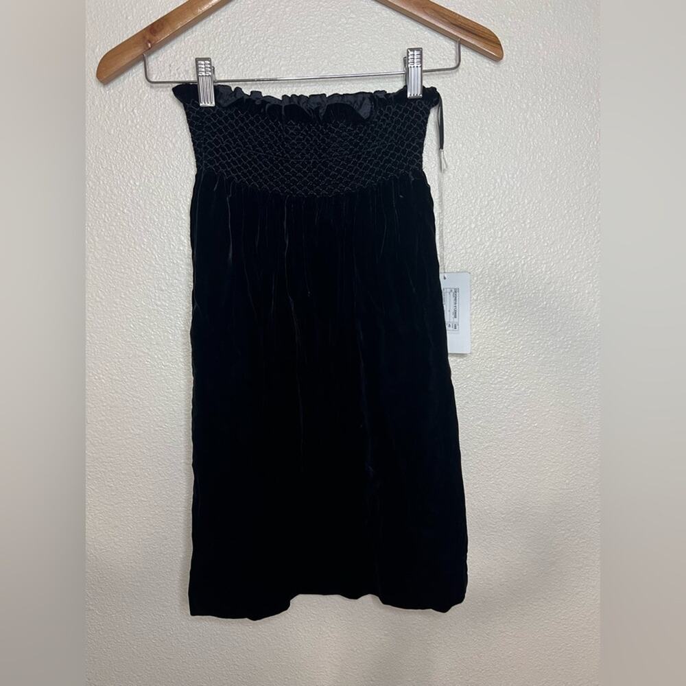 Valentino black velvet smocked knee length waist skirt NEW 40 / US4 elegant chic